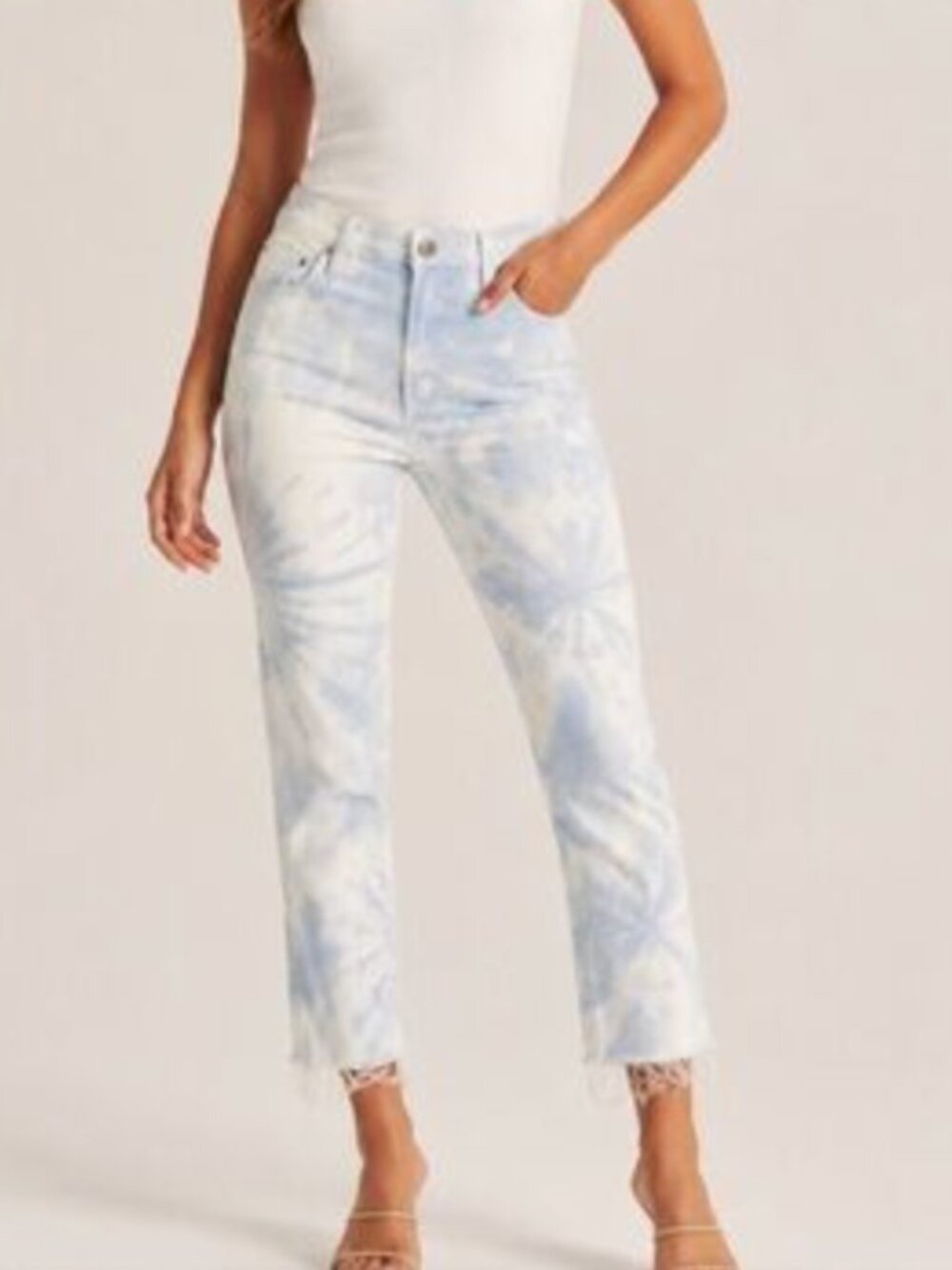 GAP Boyfriend Distressed Sky MidRise Straight Leg Relaxed Fit Jeans